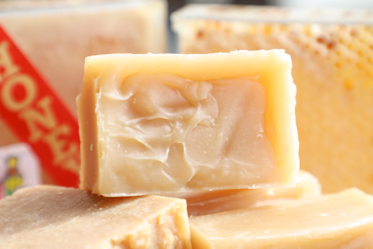 Goat Milk and Honey Shampoo Bar